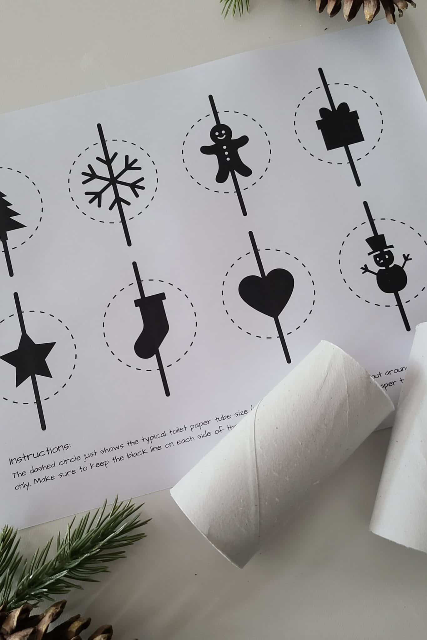 easy crafts for kids' christmas - christmas toilet roll shadows