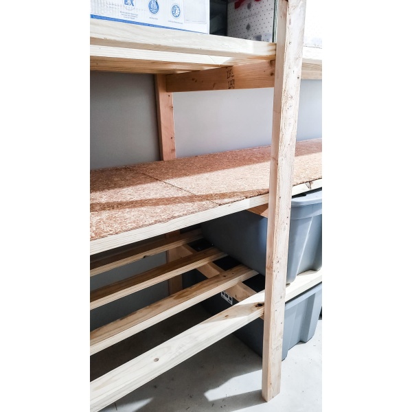 DIY storage shelves - lined vs. unlined shelves